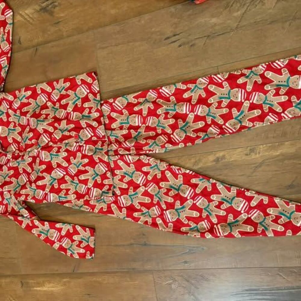 Gymboree Christmas Gingerbread Pajamas Sizes 7-8 & 10-12